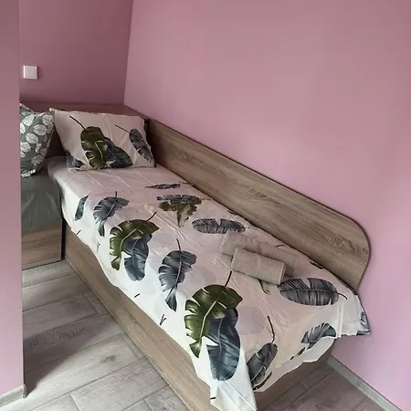 2-bedroom With Private Parking Fast Wifi 3-aircon 3-smarttvs Workdesk Youtube Premium And Netflix * Varna