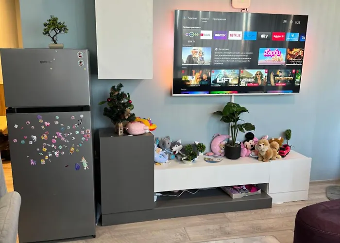 2-bedroom With Private Parking Fast Wifi 3-aircon 3-smarttvs Workdesk Youtube Premium And Netflix Apartment *