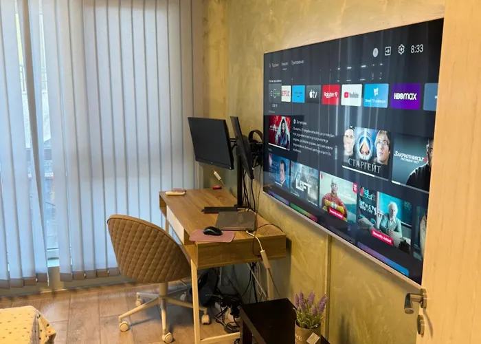 Apartment 2-bedroom With Private Parking Fast Wifi 3-aircon 3-smarttvs Workdesk Youtube Premium And Netflix Warna