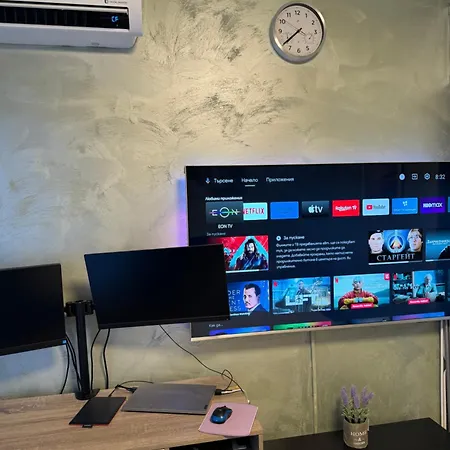 2-bedroom With Private Parking Fast Wifi 3-aircon 3-smarttvs Workdesk Youtube Premium And Netflix Appartement Varna